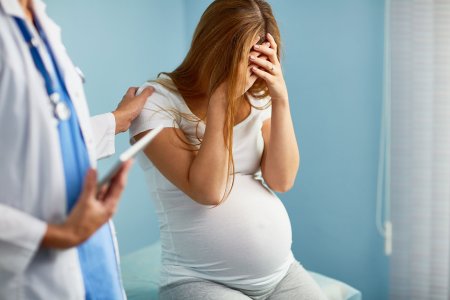 226175-1600x1067-worried-young-pregnant-woman.jpg
